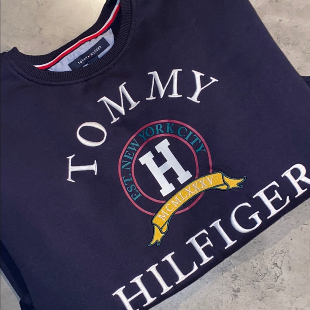 Tommy Hilfiger “New York City” long sleeve shirt